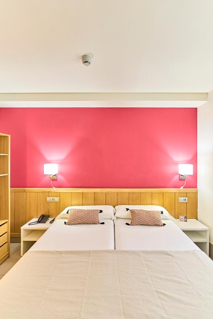 Images The Book Factory Hostel by gaiarooms
