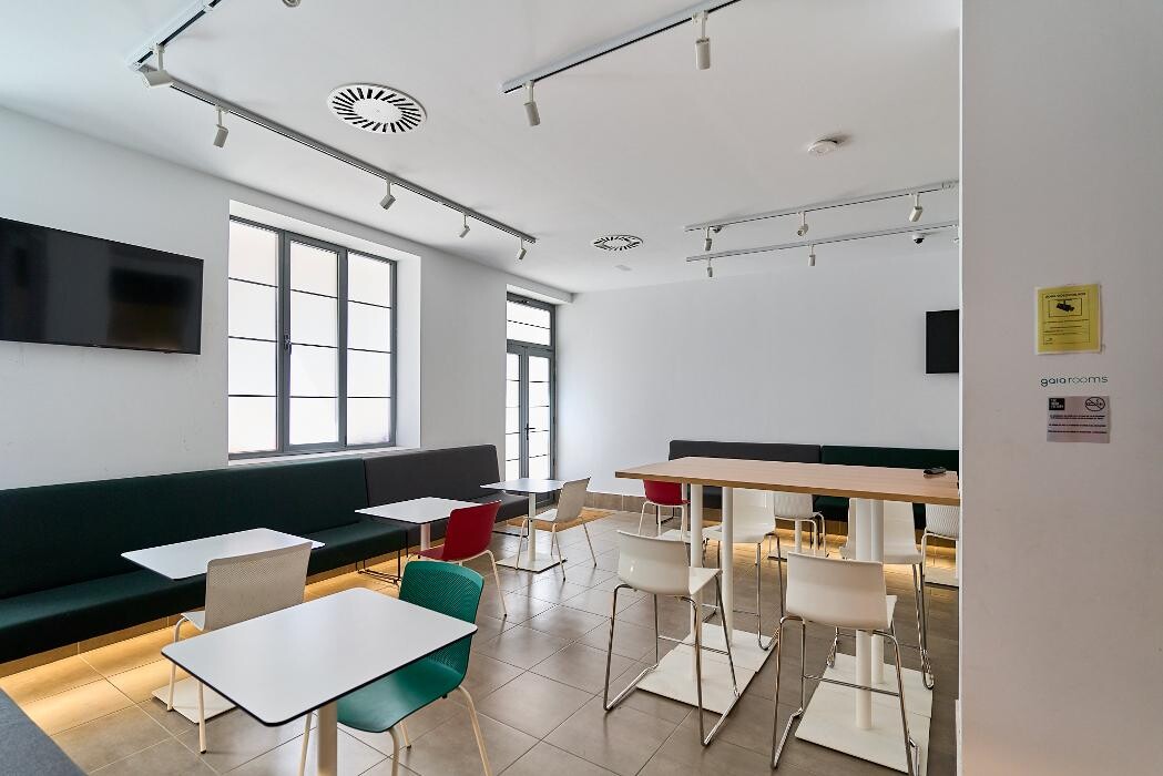 Images The Book Factory Hostel by gaiarooms