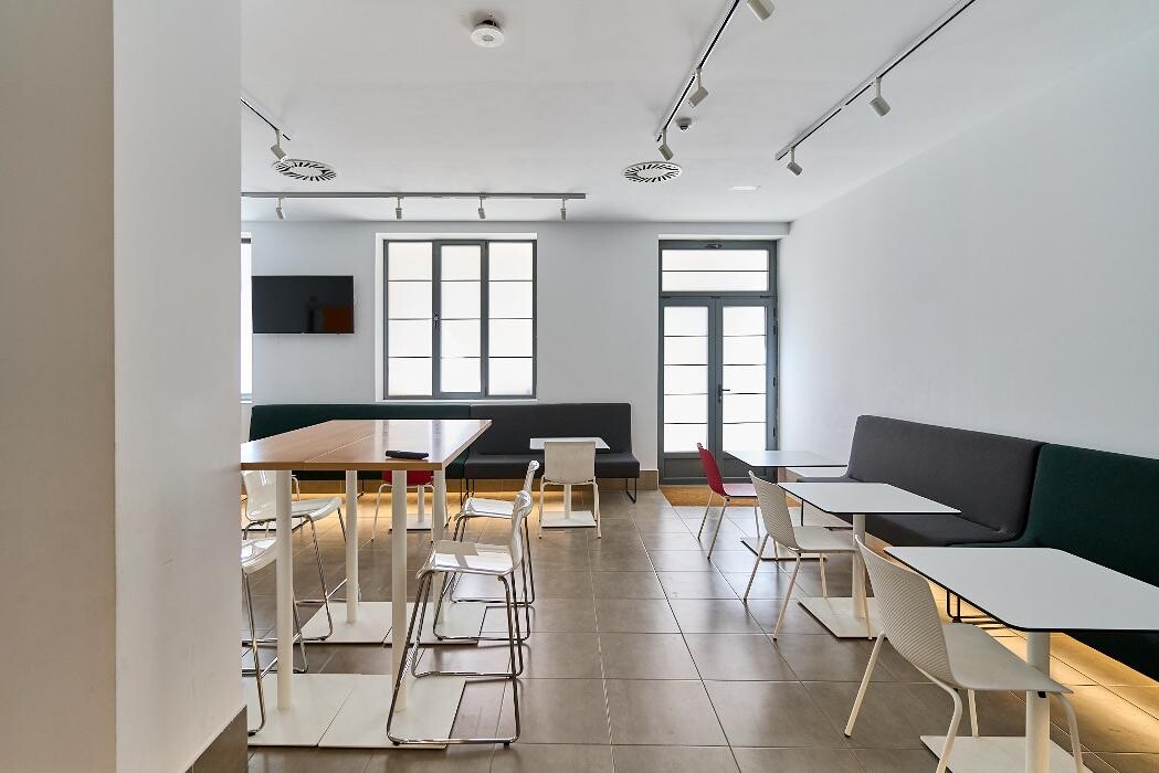 Images The Book Factory Hostel by gaiarooms