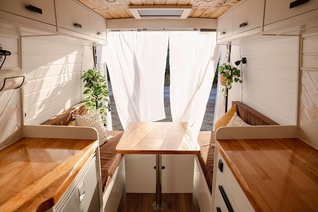 Images Merak Camper