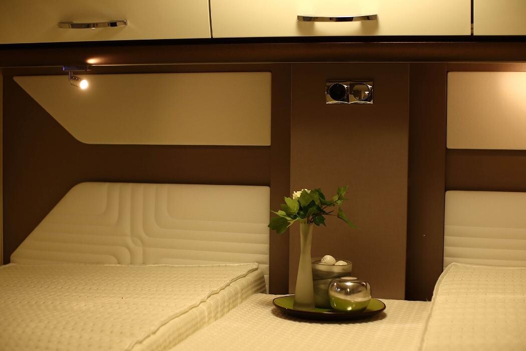 Images Merak Camper