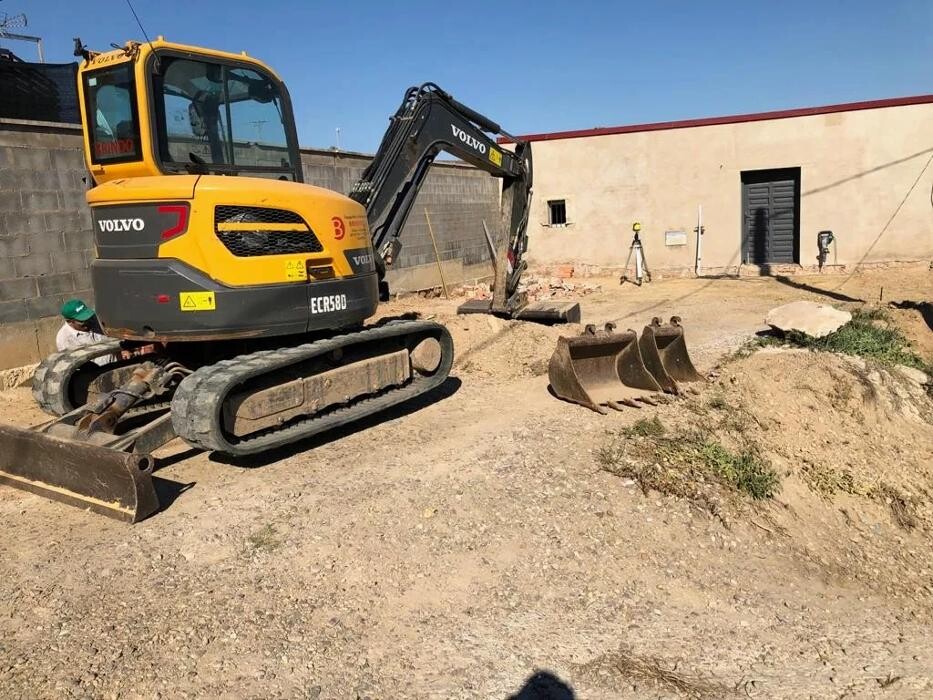 Images Transportes y Excavaciones BRINDO - Áridos y Contenedores