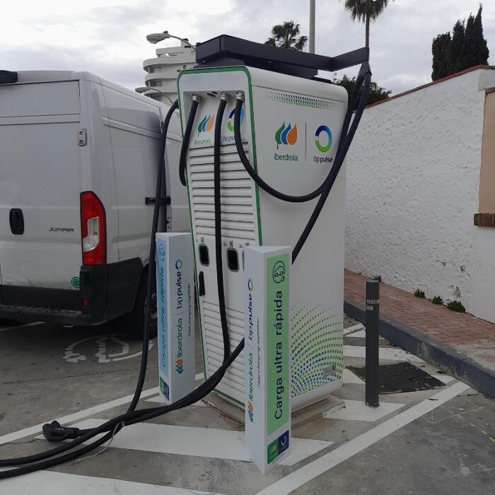 Images Iberdrola | bp pulse estación de recarga