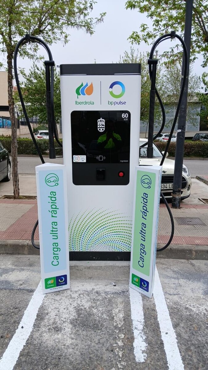 Images Iberdrola | bp pulse estación de recarga