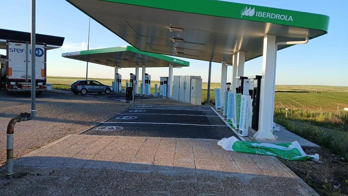 Images Iberdrola | bp pulse estación de recarga