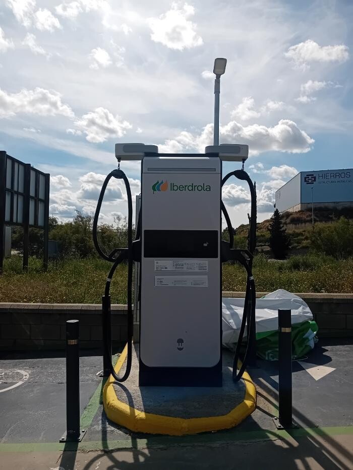 Images Iberdrola | bp pulse estación de recarga