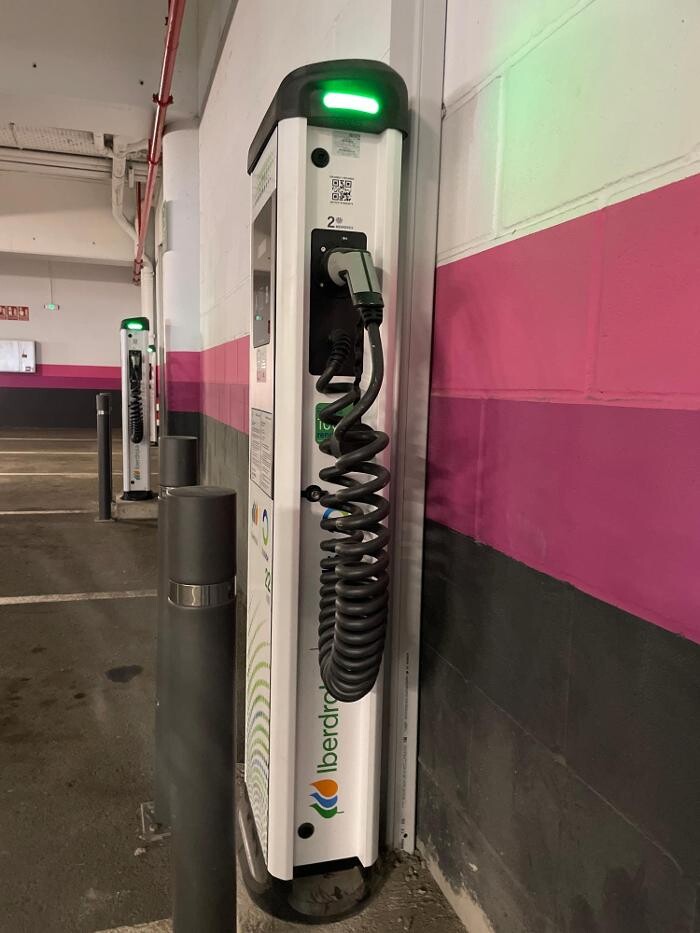 Images Iberdrola | bp pulse estación de recarga