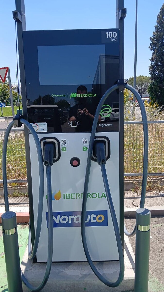 Images Iberdrola | bp pulse estación de recarga