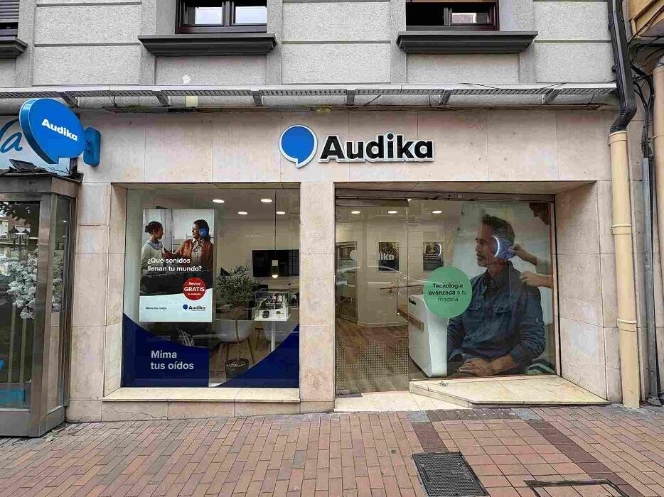 Images Centro Auditivo Audika