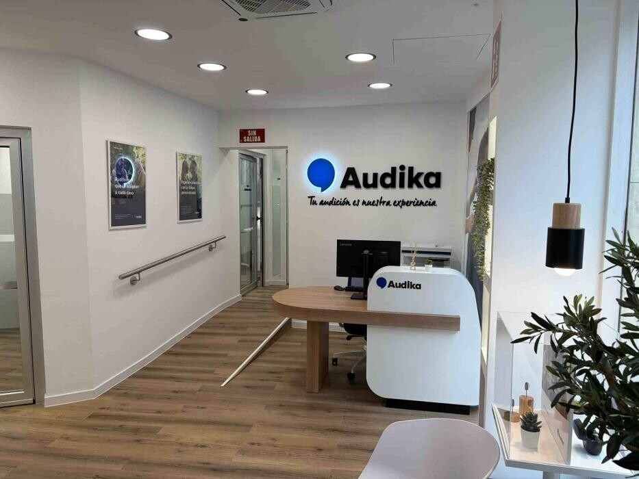 Images Centro Auditivo Audika