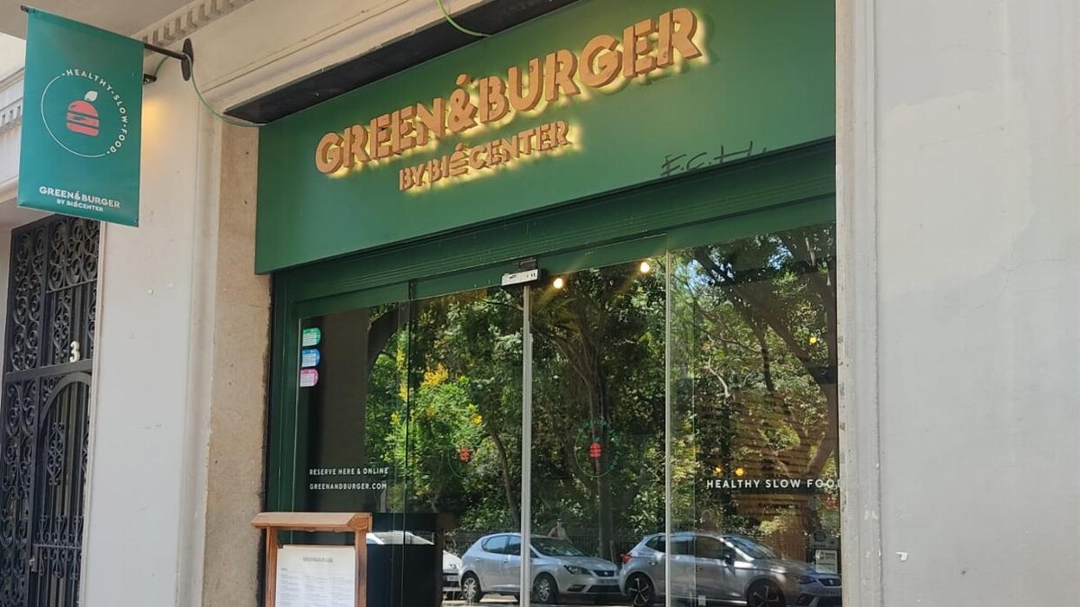Images Green&Burger Barcelona - Burger & Healthy Restaurant Near Sagrada Familia