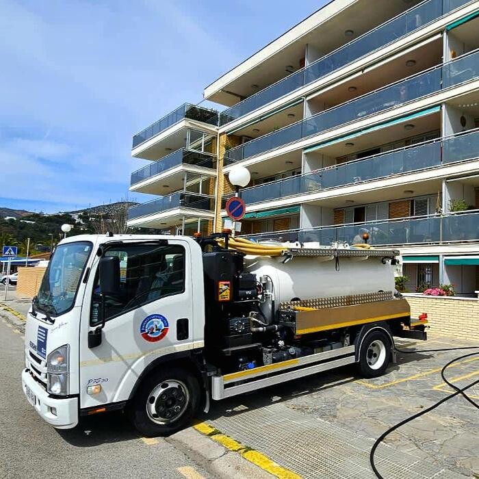Images Doctor Desatascos Camion CUBA - Barcelona - 24/7