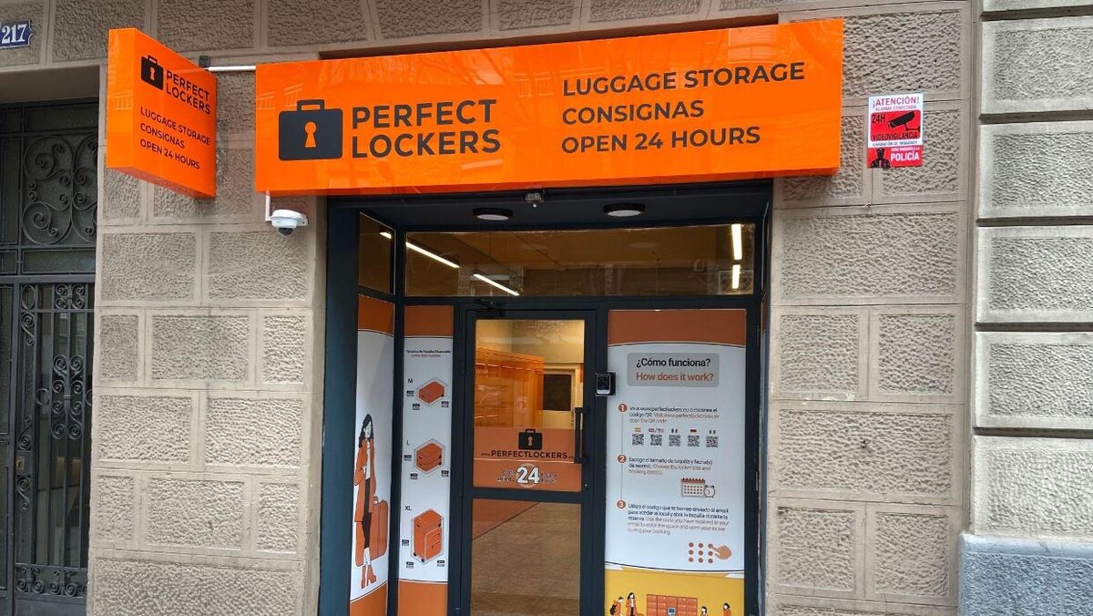 Images Perfect Lockers - Luggage storage 24h at Sagrada Familia - 30% off Promotion - Cheapest Lockers in Barcelona Guaranteed