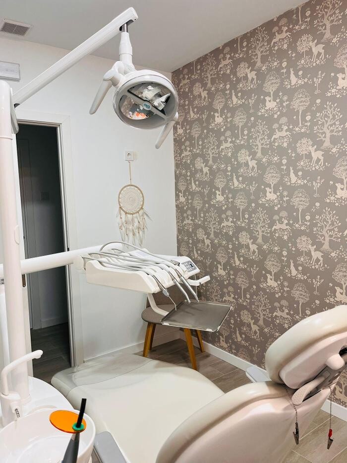 Images MERIDENT - CLÍNICA DENTAL BARCELONA