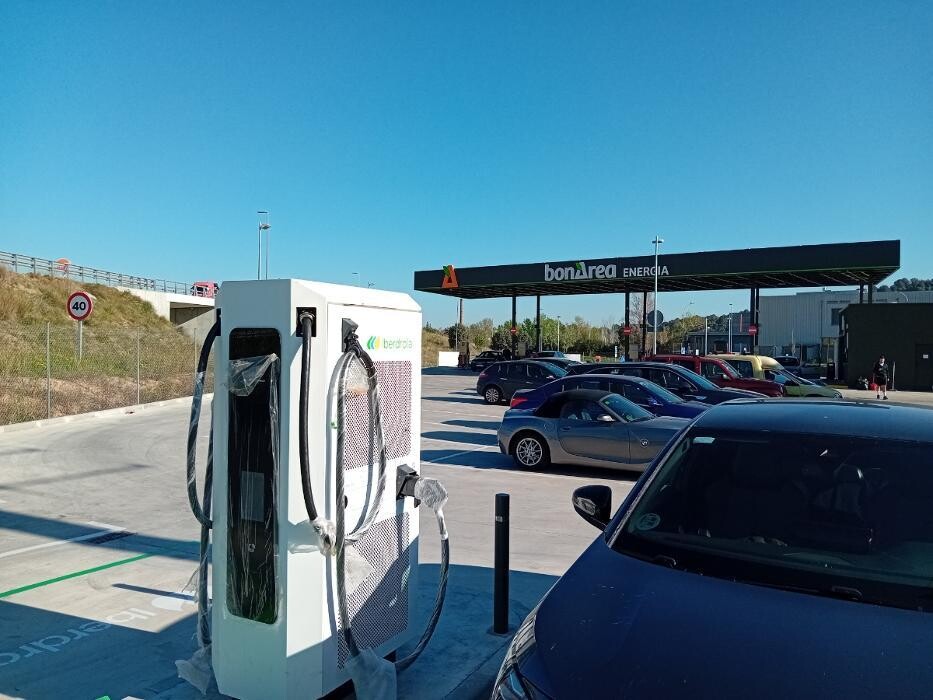 Images Iberdrola | bp pulse estación de recarga