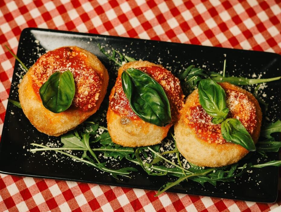 Images Diavolo Rosso - Ristorante & Pizzeria en Sant Andreu, Barcelona