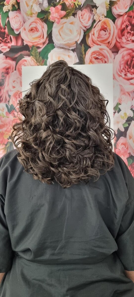 Images El 28 Curly Peluqueria Barcelona