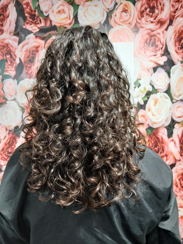 Images El 28 Curly Peluqueria Barcelona