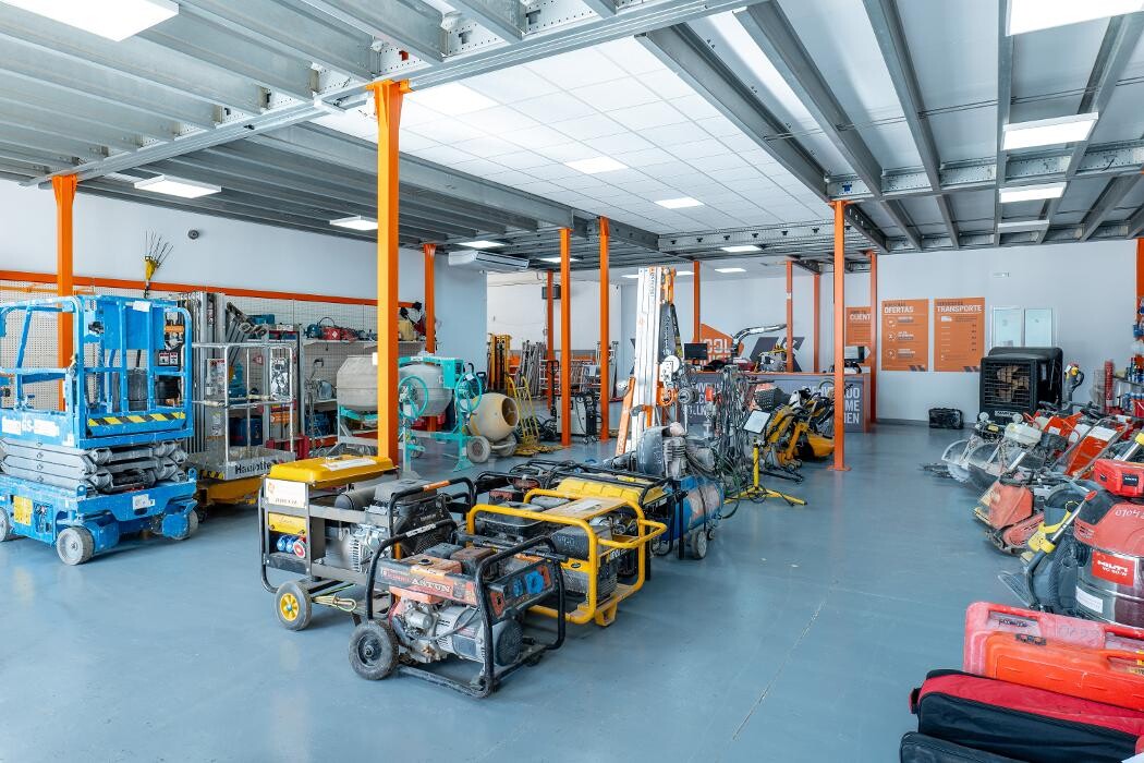 Images TOOLQUICK MARBELLA ALQUILER DE MAQUINARIA