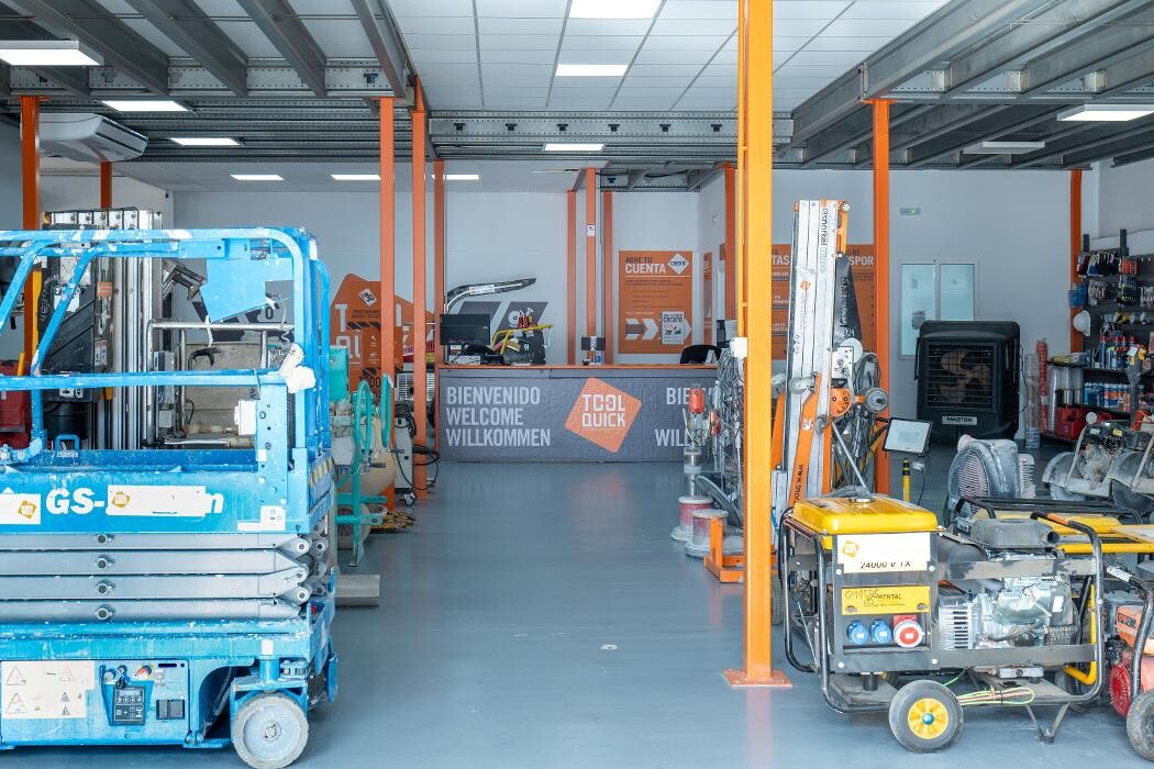 Images TOOLQUICK MARBELLA ALQUILER DE MAQUINARIA