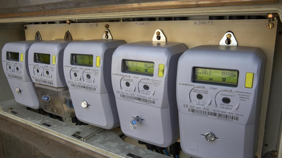 Images Ben Hayden - The Electricity Expert
