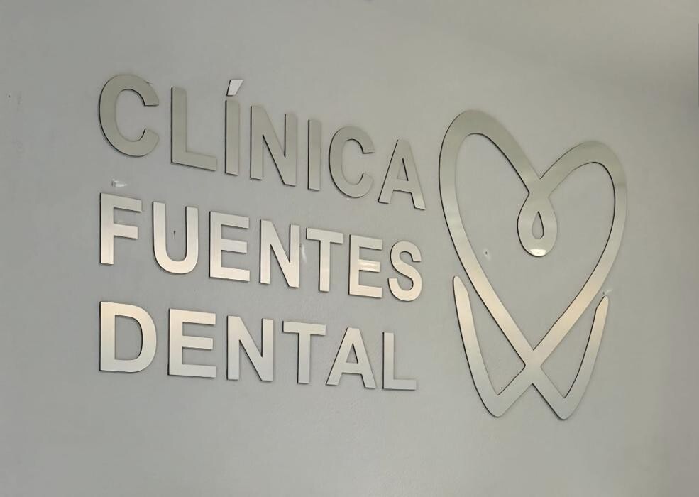 Images Clinica Fuentes Dental - Dentistas en Terrassa