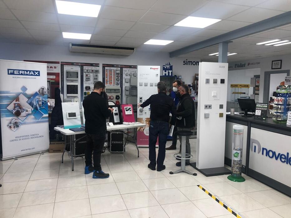 Images Novelec Marina