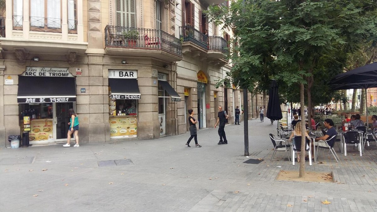 Images Restaurante & Tapas Arc de Triomf | Cocina Mediterránea Barcelona