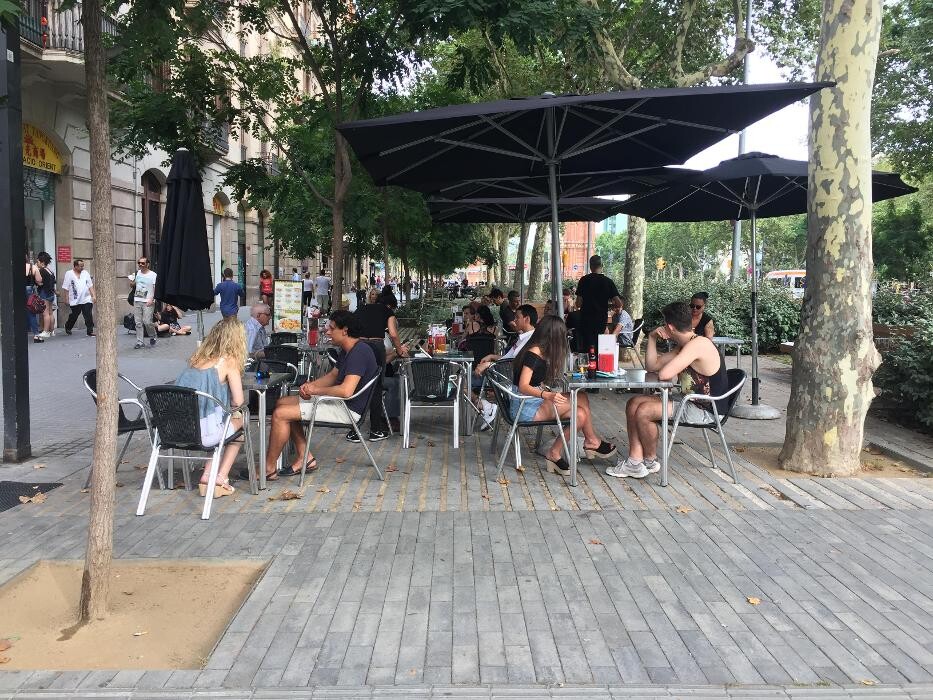 Images Restaurante & Tapas Arc de Triomf | Cocina Mediterránea Barcelona