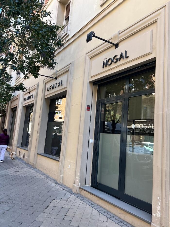 Images Dra. Nogal Clínica Dental