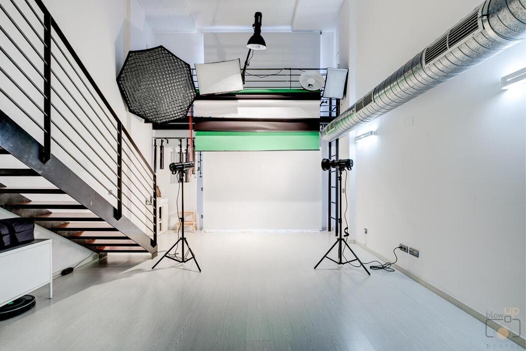 Images Blow Up Studio - Estudio Fotográfico en Alquiler Madrid