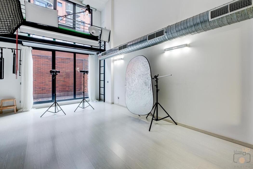 Images Blow Up Studio - Estudio Fotográfico en Alquiler Madrid