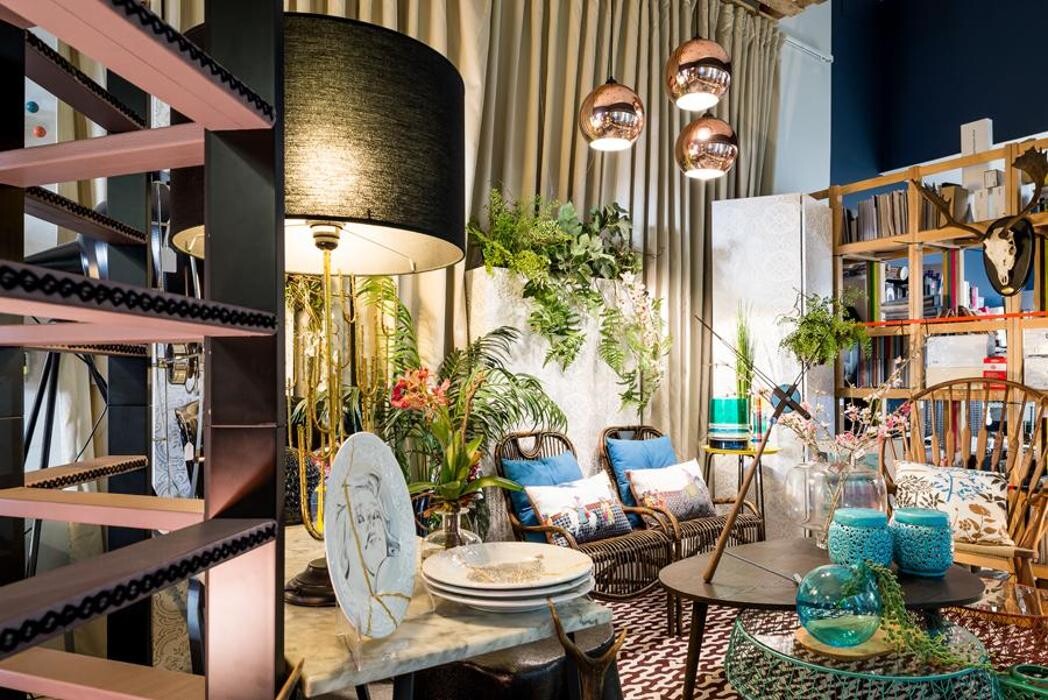 Images Artefactum Studio.