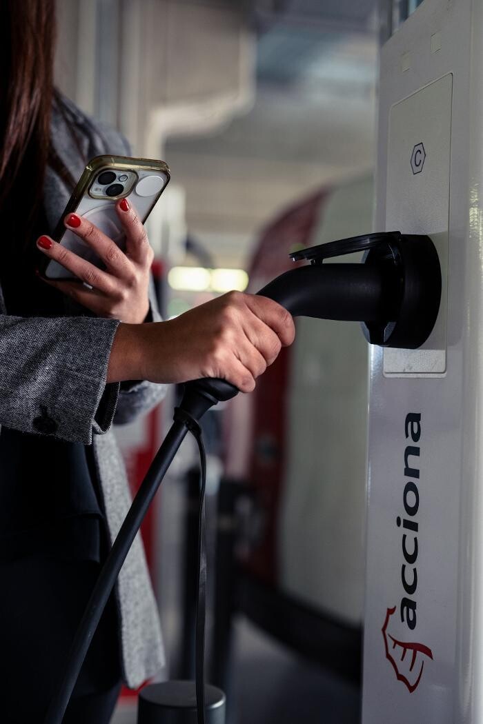 Images ACCIONA Charging Station