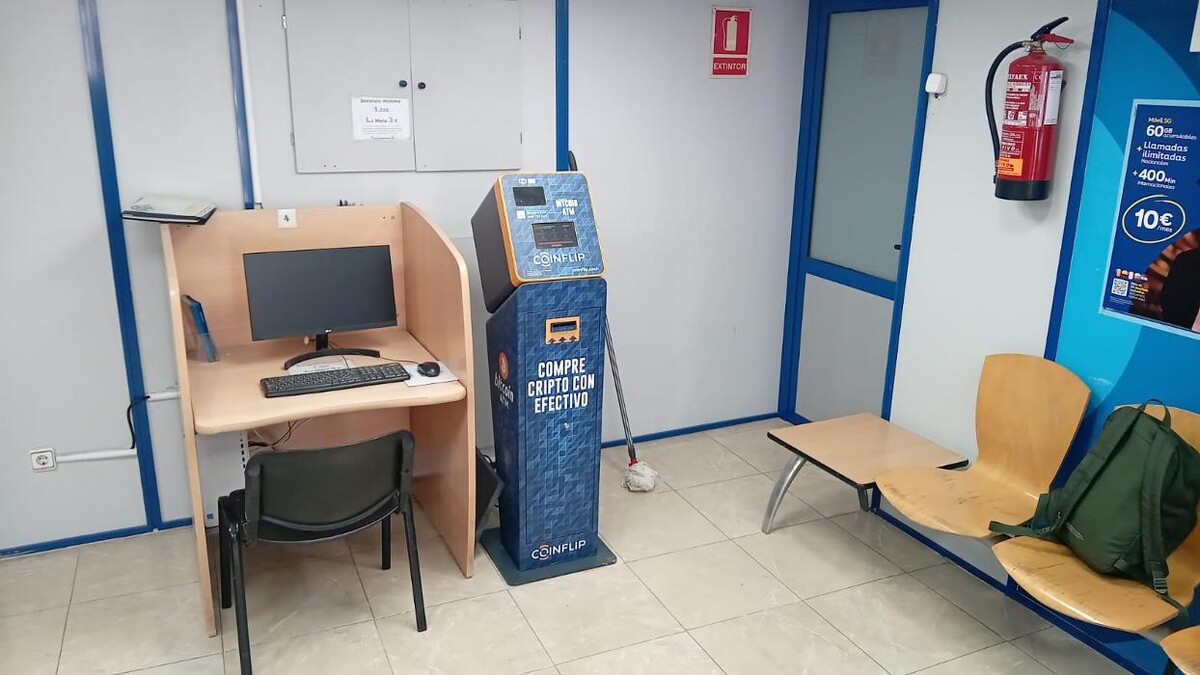 Images CoinFlip Bitcoin ATM - Locutorio Convent (Estación Valencia Norte)