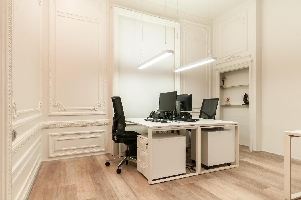 Images Amat Immobiliaris - Barcelona - Vía Augusta