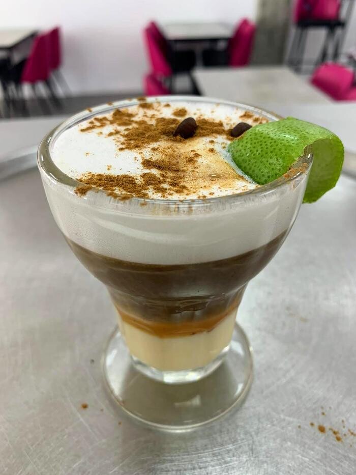 Images Heladería Crepería Snoopy ZigZag