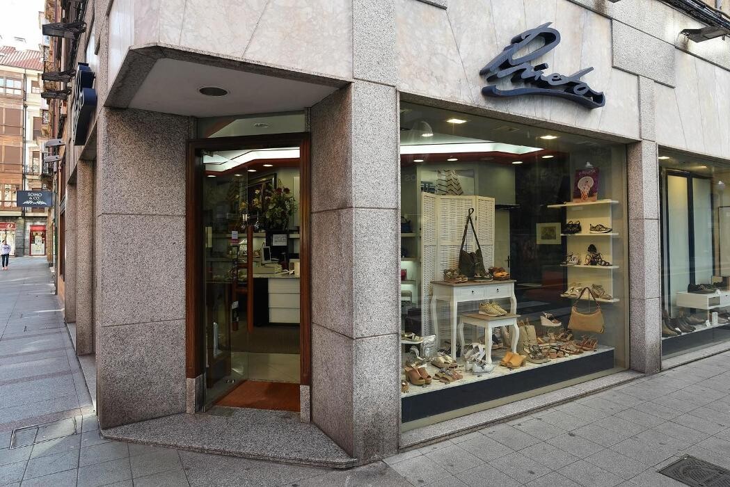 Images Calzados Prietos