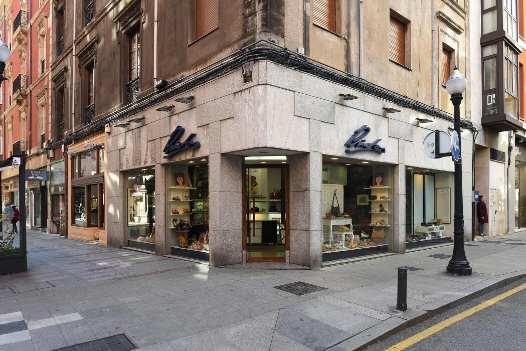 Images Calzados Prietos