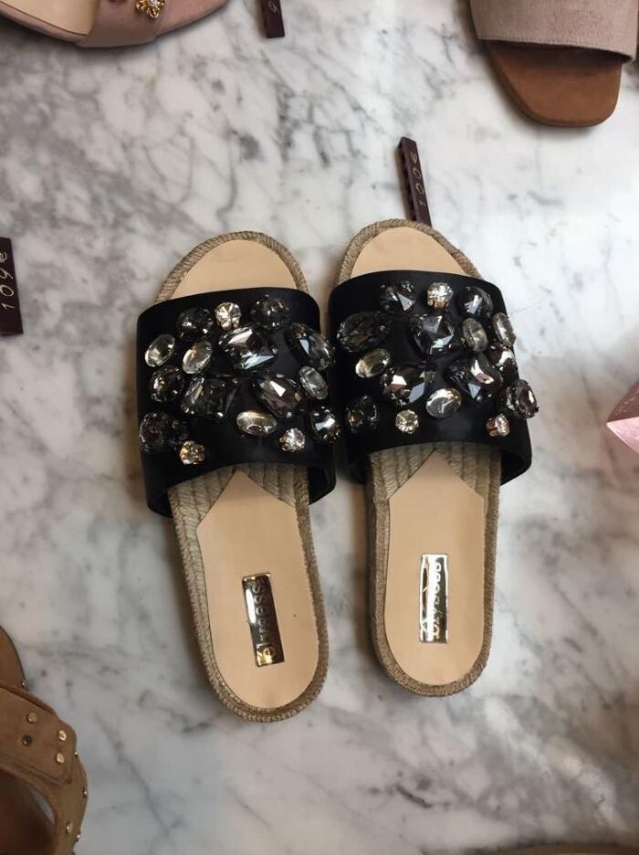 Images Calzados Prietos