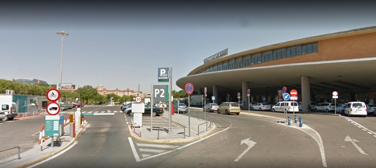 Images Parking Saba Estación Tren Sevilla - Santa Justa P1 y P3