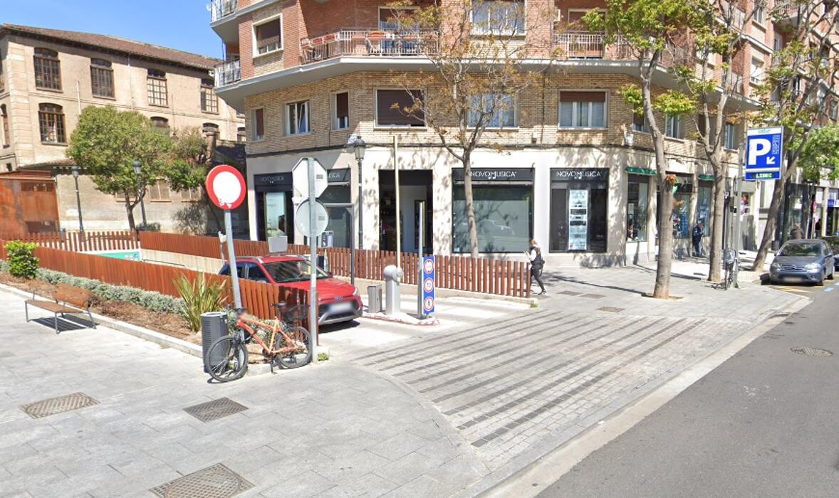 Images Parking Saba Los Sitios