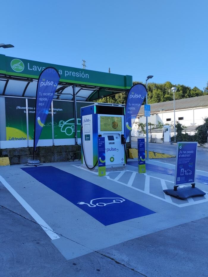 Images Iberdrola | bp pulse estación de recarga