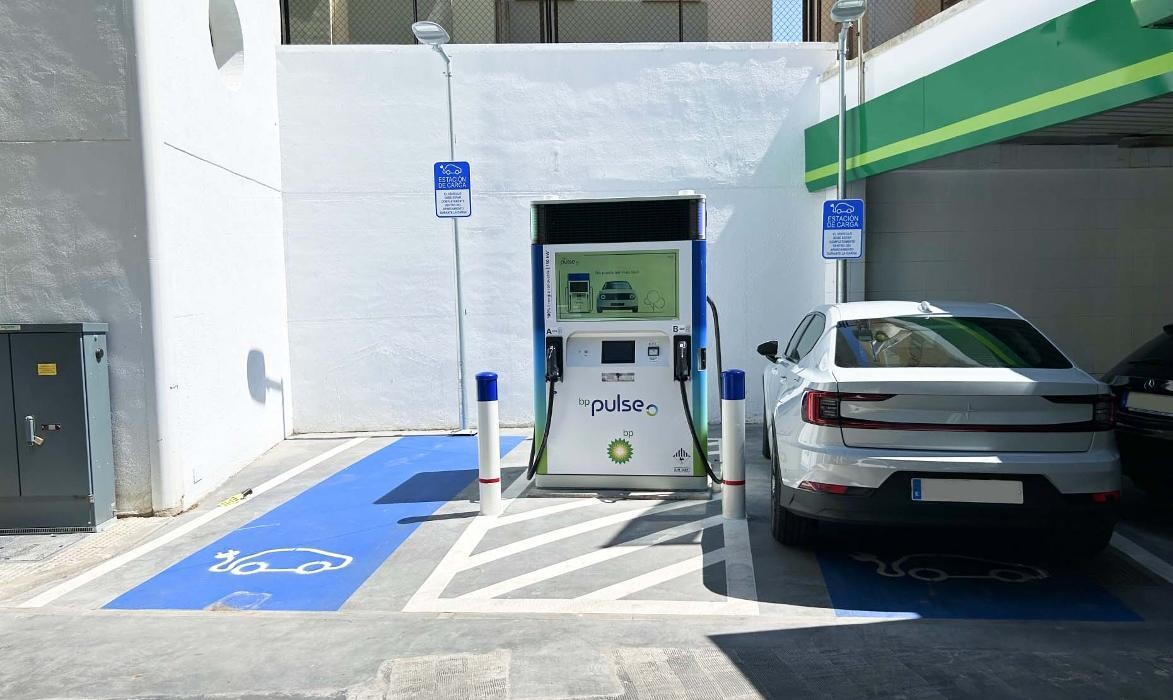 Images Iberdrola | bp pulse estación de recarga