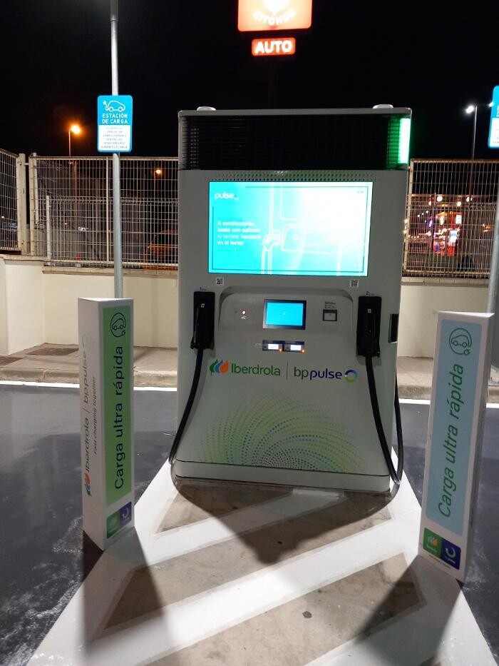 Images Iberdrola | bp pulse estación de recarga