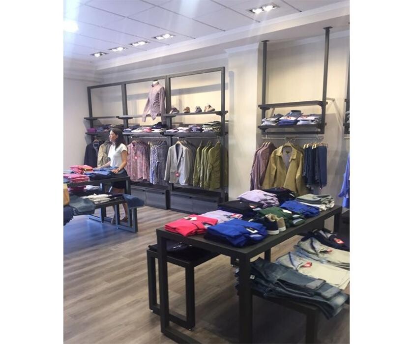 Images Pardo Mobiliario de Comercio