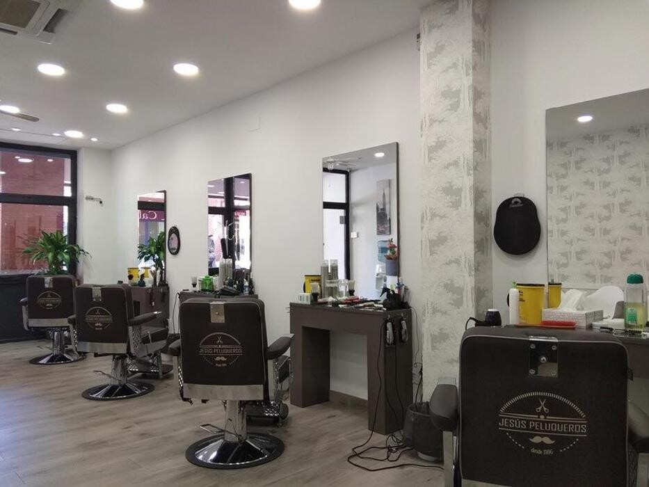 Images Jesús Peluqueros