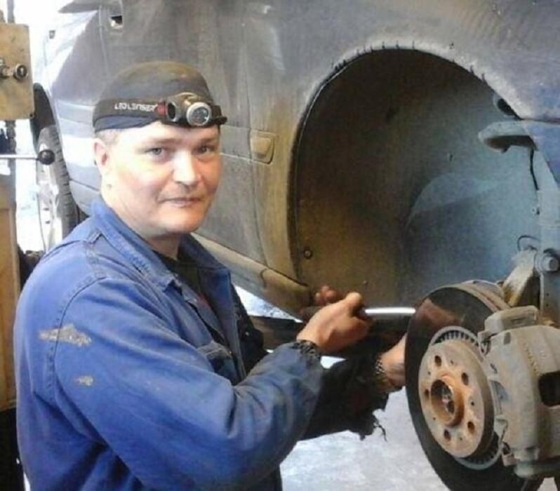 Images Koneurakointi M. Tissari / Autohuolto Tissari