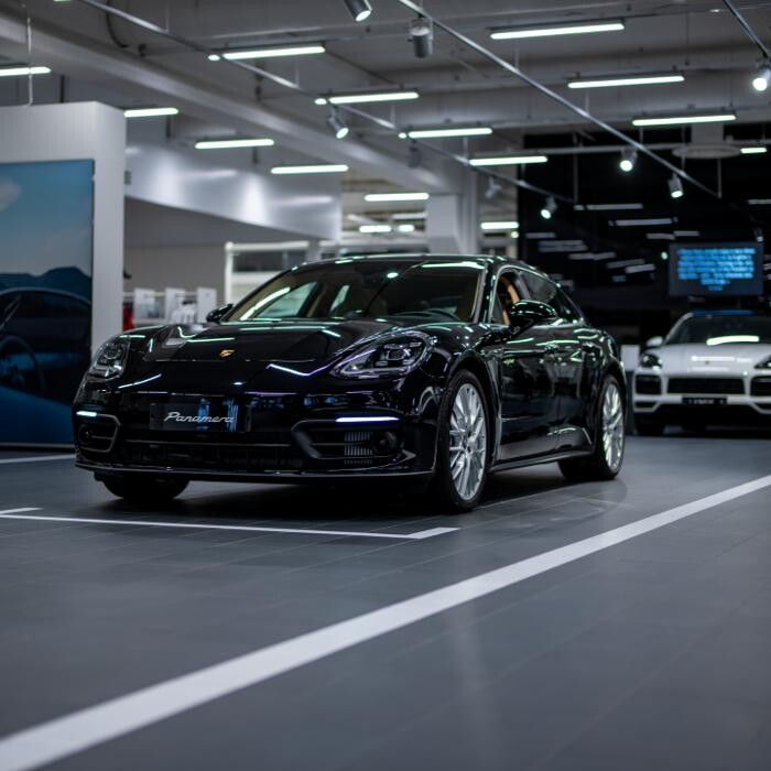 Images Porsche Center Tampere