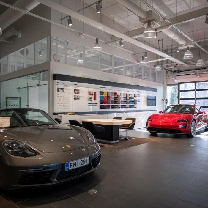 Images Porsche Center Turku